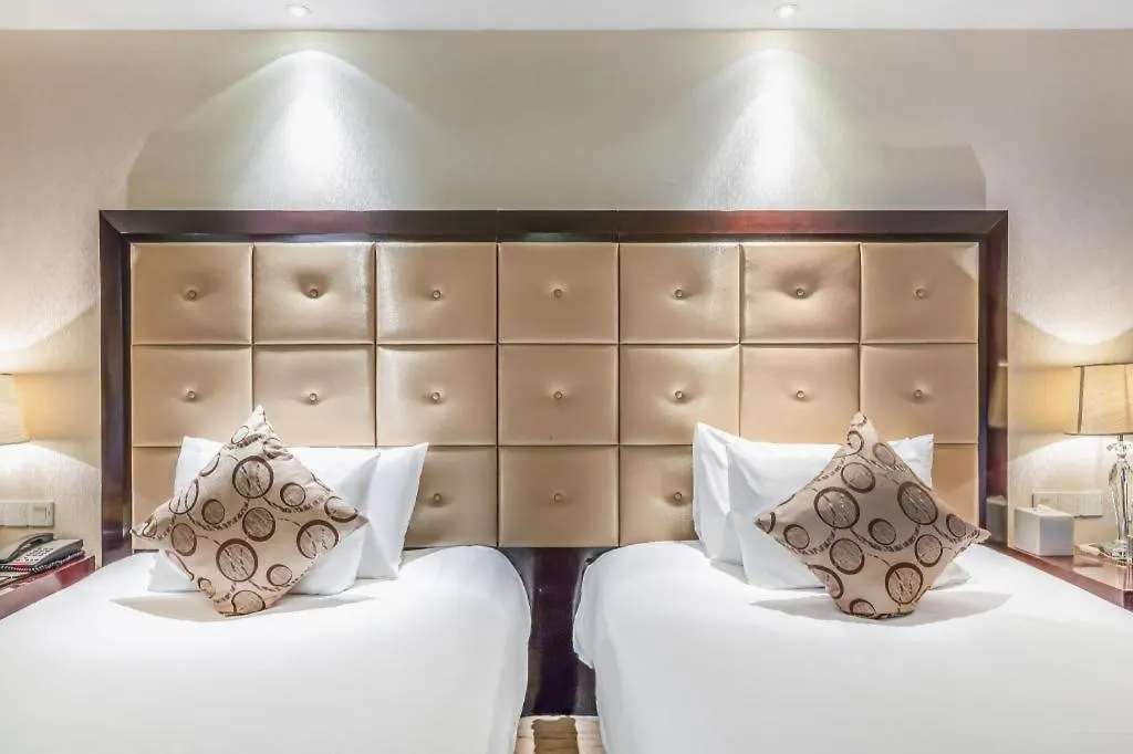 *****  New Century Grand Hotel Xinxiang China