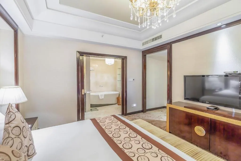New Century Grand Hotel Xinxiang China