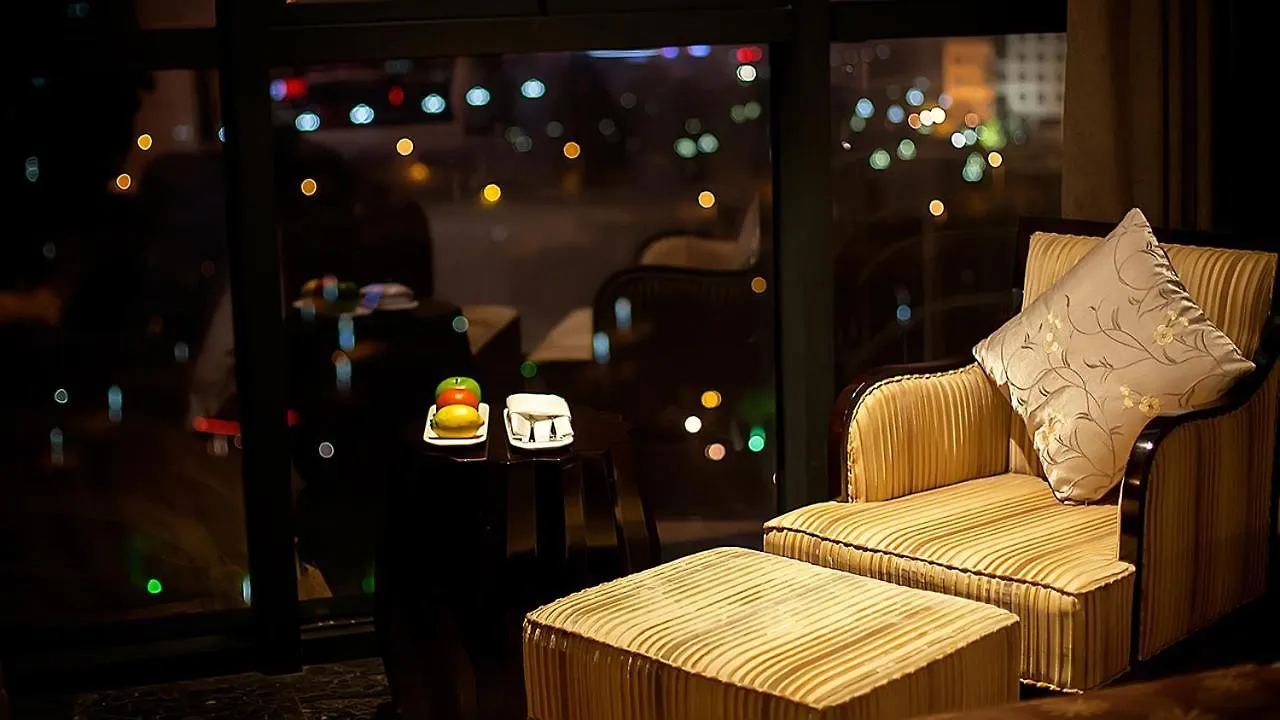 *****  New Century Grand Hotel Xinxiang China